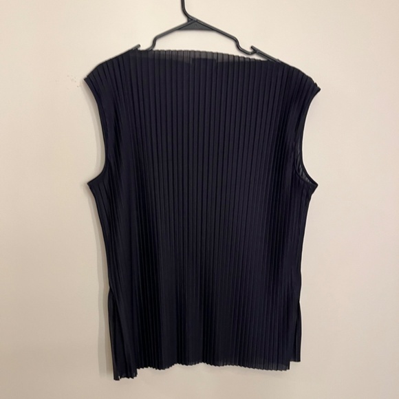 COS pleated navy tank blouse size M - Picture 3 of 7